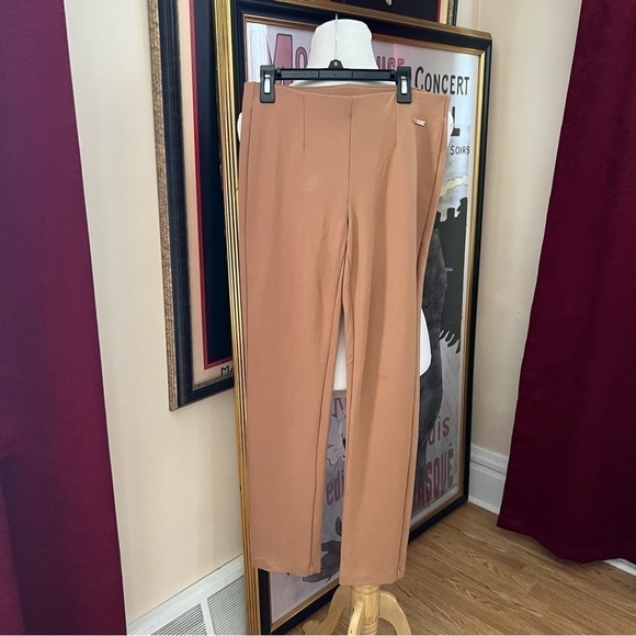 Tahari: Camel Colored Stretch Business Trouser Straight Leg Leggings Size Small - Picture 8 of 8